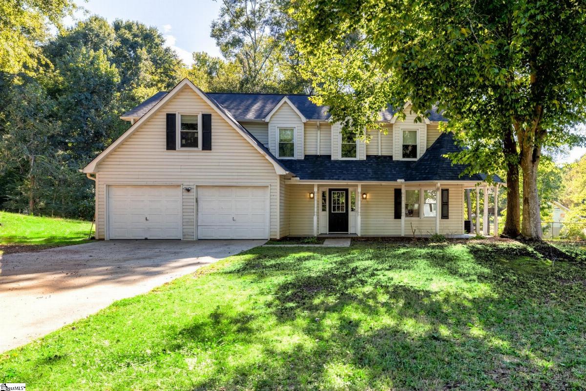 107 Courtneybrook Trail