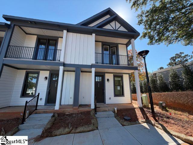 9 Hawthorne Lane