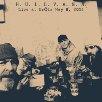 H.U.L.L.V.A.N.N live at Br​Ö​tz by Tellef Ogrim