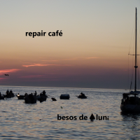 besos de luna by Repair Cafe