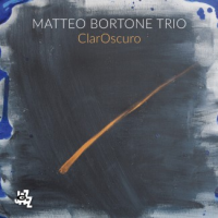 Matteo Bortone Trio: ClarOscuro