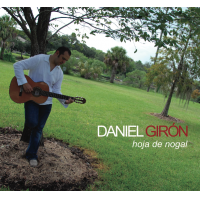 HOJA DE NOGAL by Daniel Giron