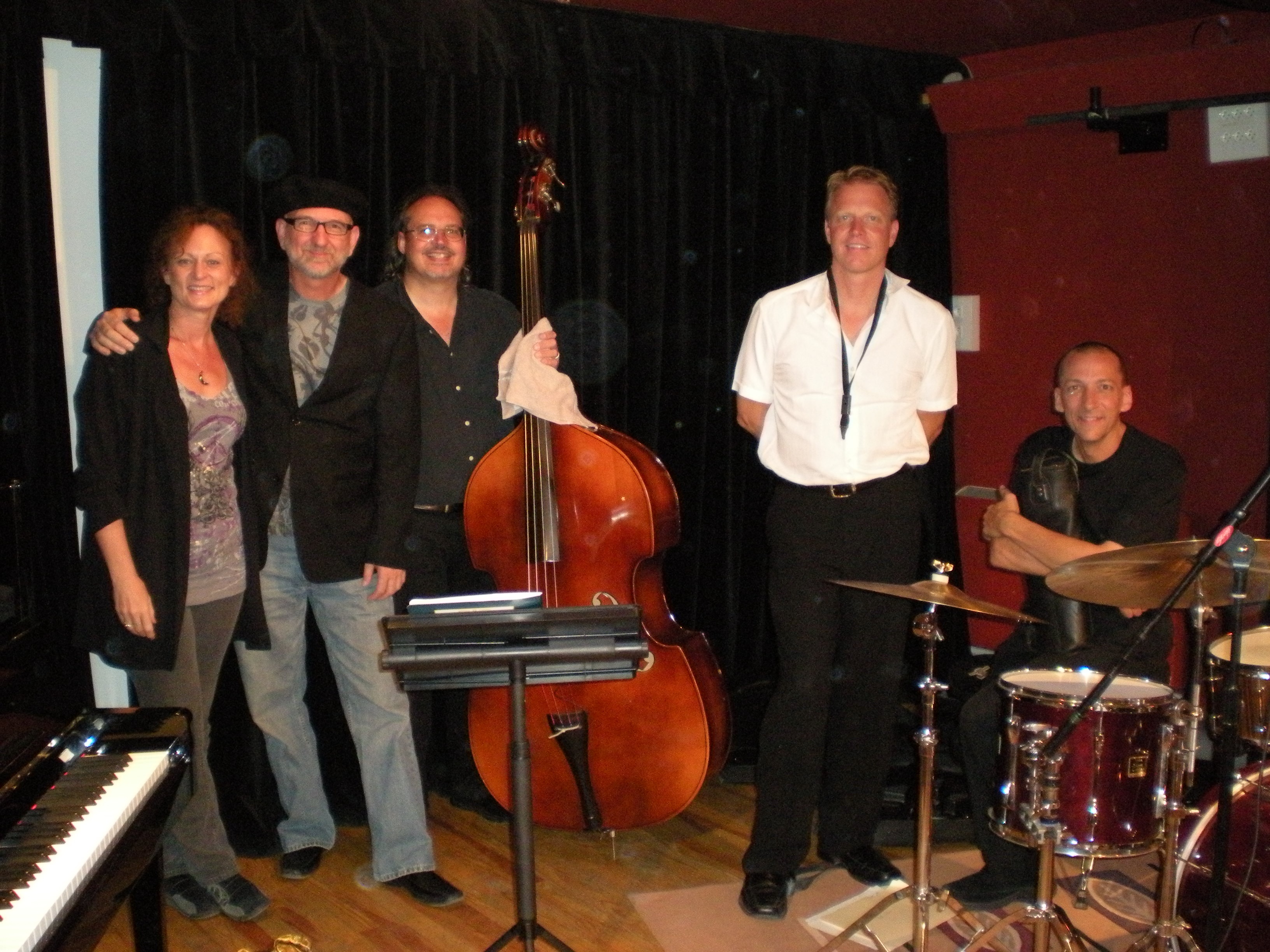 Singing with Rocky MTN. Trio in Villard de Lans, France 2009 — jazz photo by Terri Jo Jenkins | All About Jazz