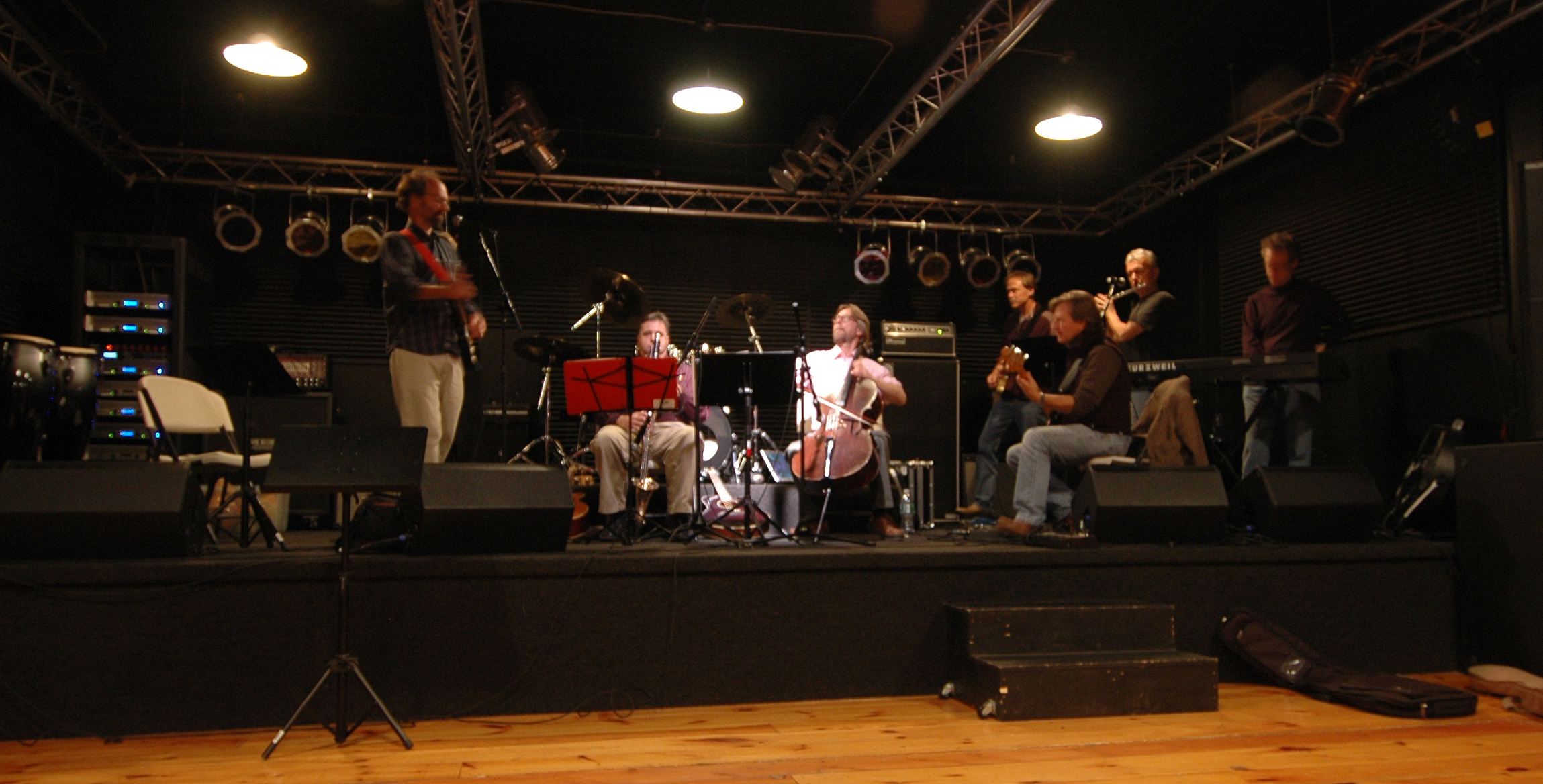 Jacques Bailhé rehearsing for Mystic River Tour 2009