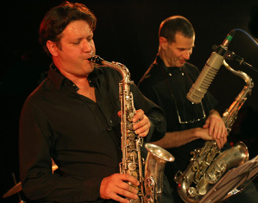 Stefano Saccon and Eduardo Kohan with "Eduardo Kohan Libertango" at the Amr, Sud Des Alpes, Geneva, Switzerland,2005