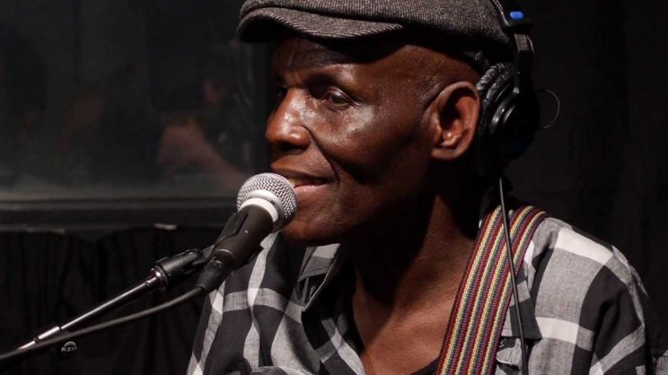 Oliver Mtukudzi