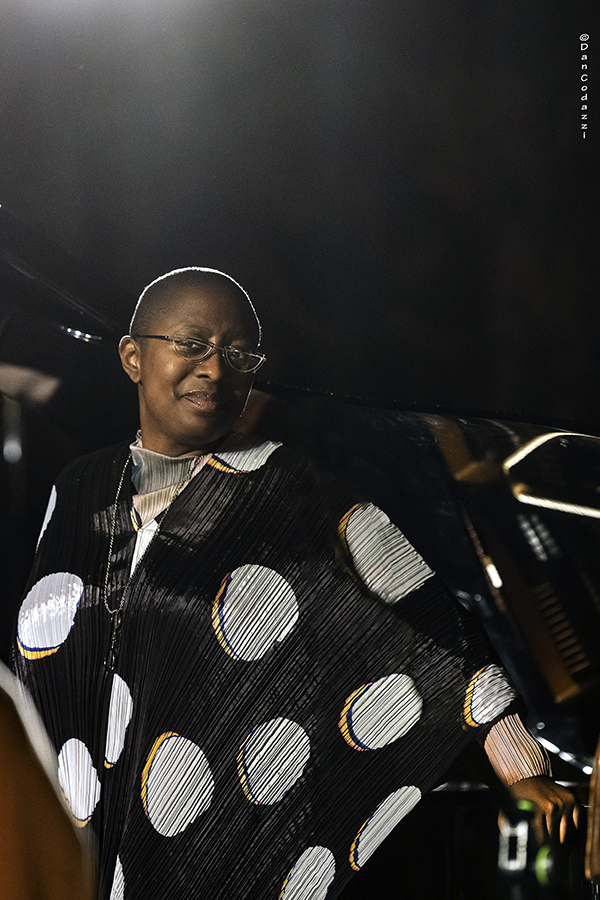 Cécile McLorin Salvant 