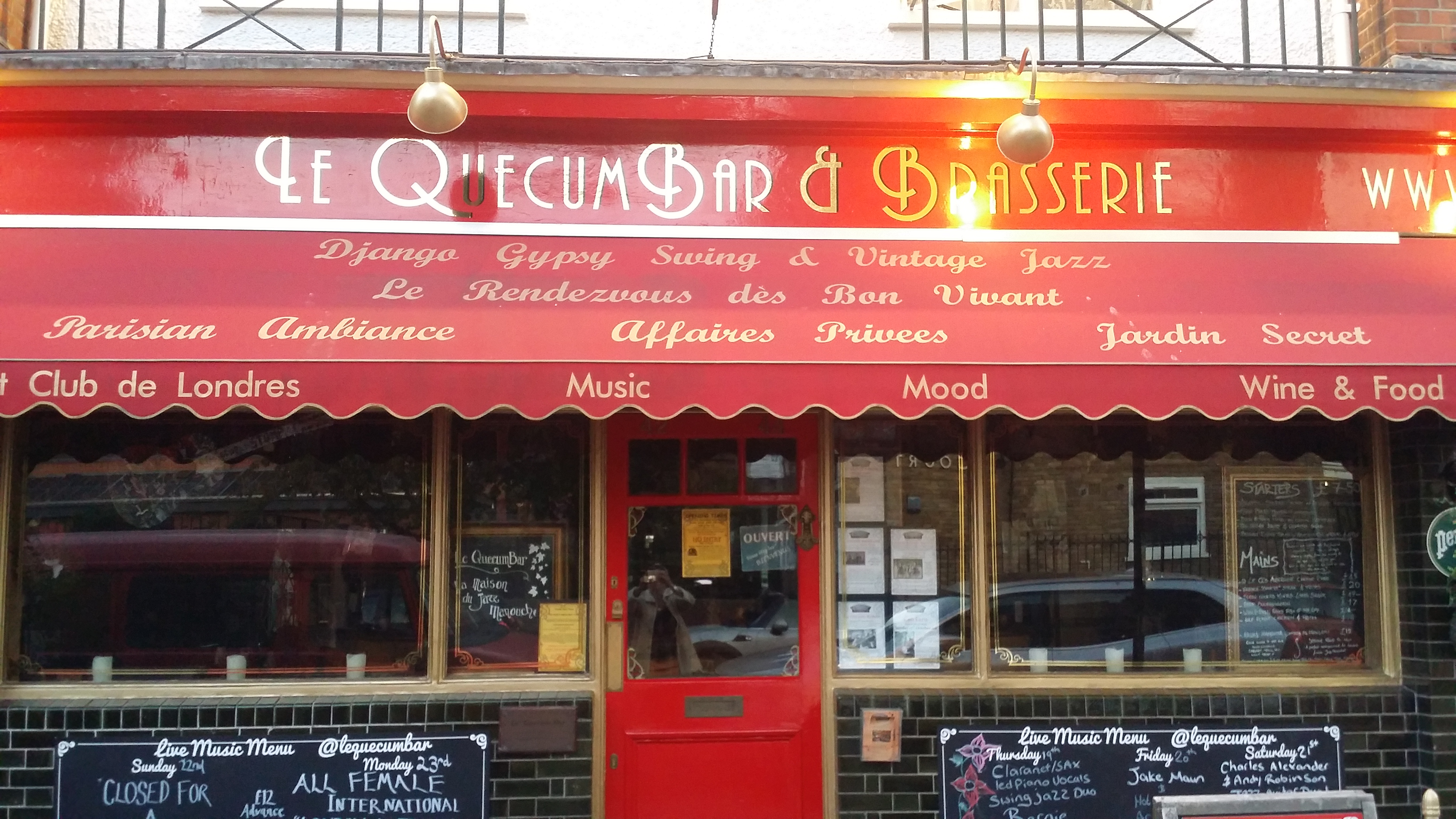 Le QuecumBar & Brasserie - Jazzerie