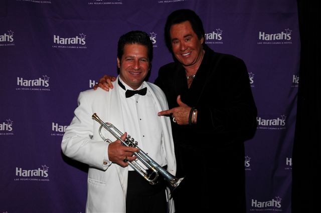 The Midnight Idol... Wayne Newton