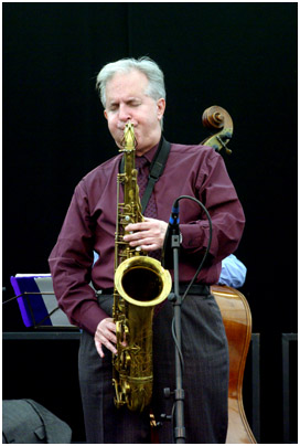 Scott Hamilton 20538 HSBC Brecon Jazz Festival, Brecon, Powys, Wales. August 2007. Images of Jazz