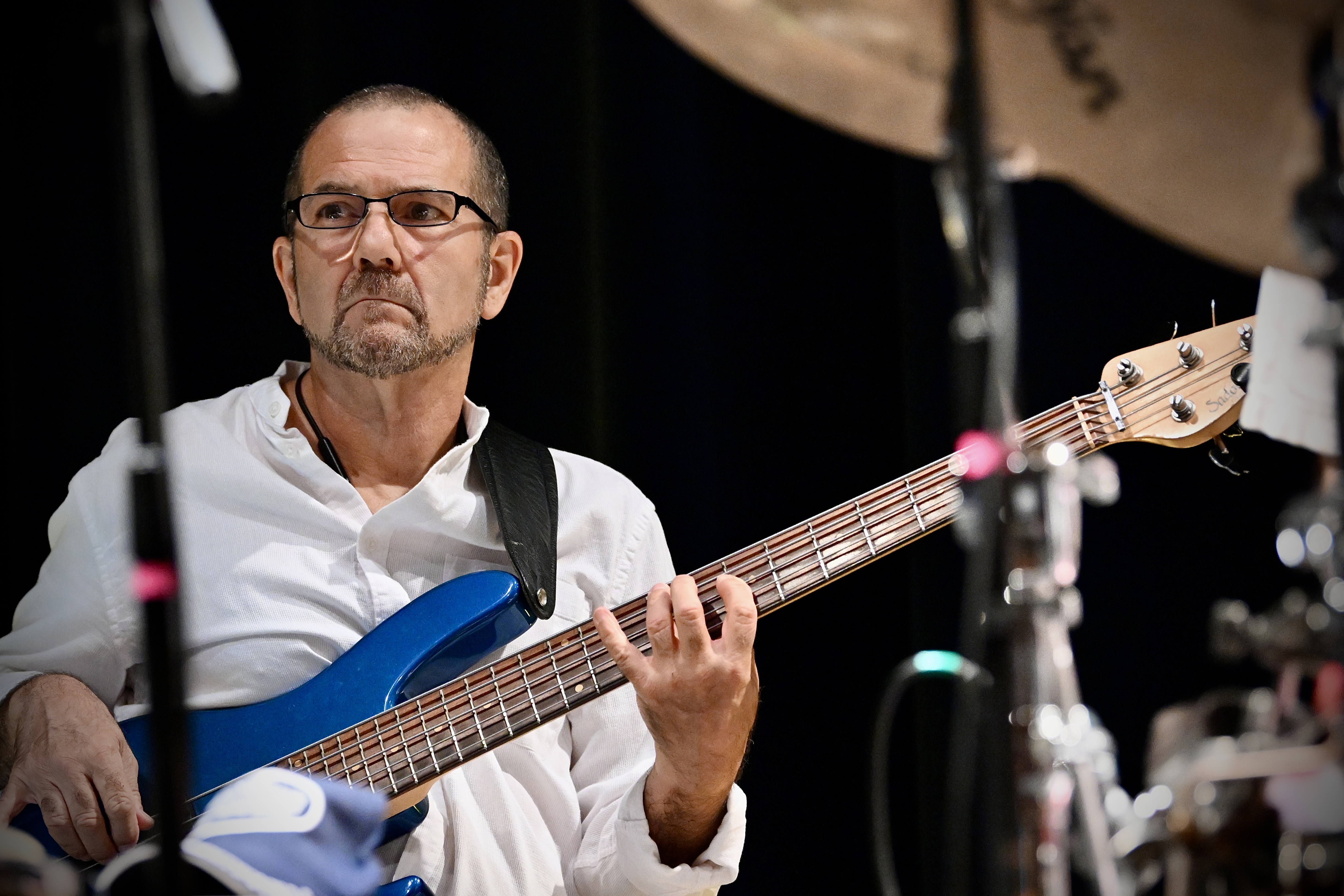Leo Traversa (with Bobby Sanabria) — jazz photo by Dan Bilawsky | All About Jazz