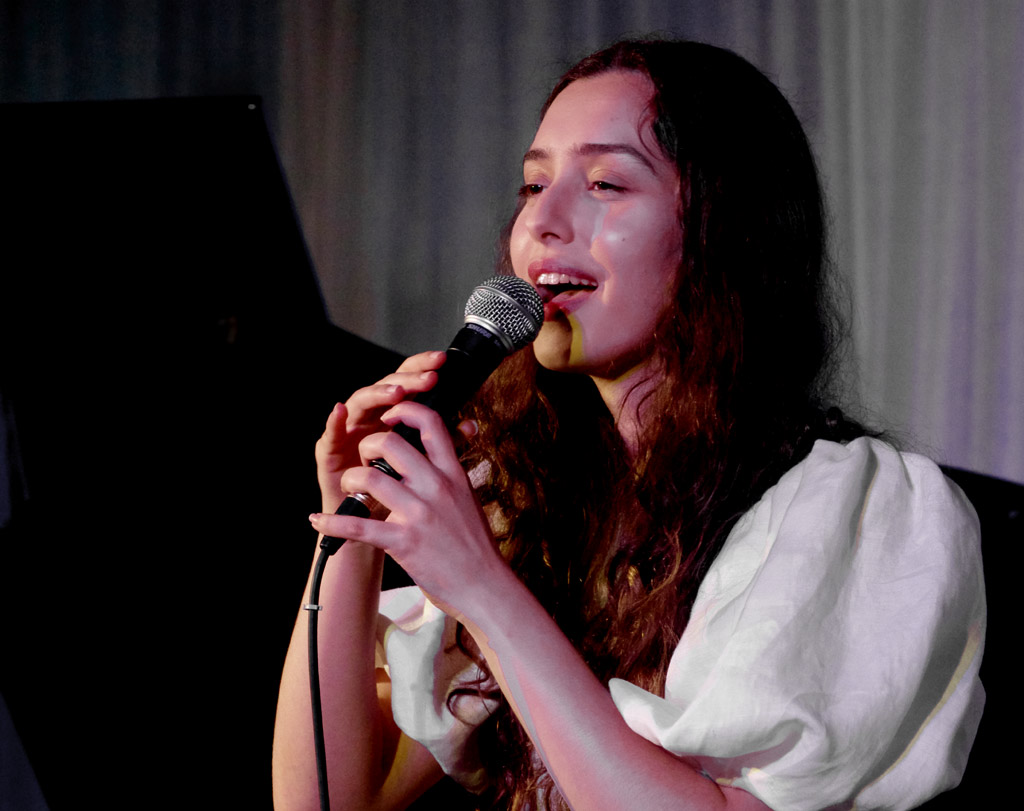 Anais Reno Quartet