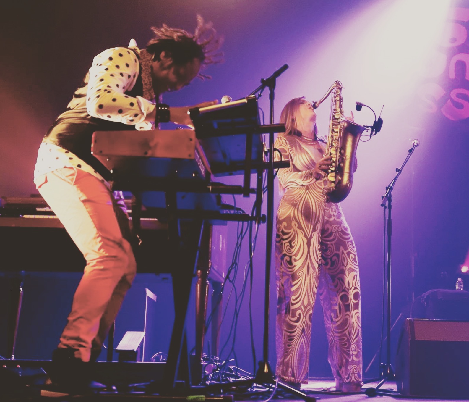 Anna Brooks & Iwan Vanhetten Live with Brooklyn Funk Essentials