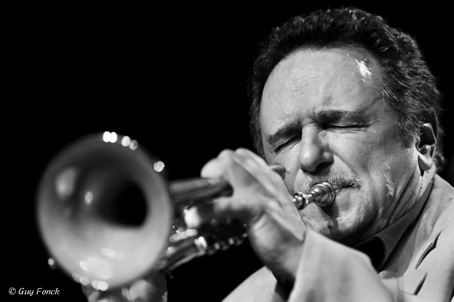 Claudio Roditi 2010 — jazz photo by Guy Fonck | All About Jazz