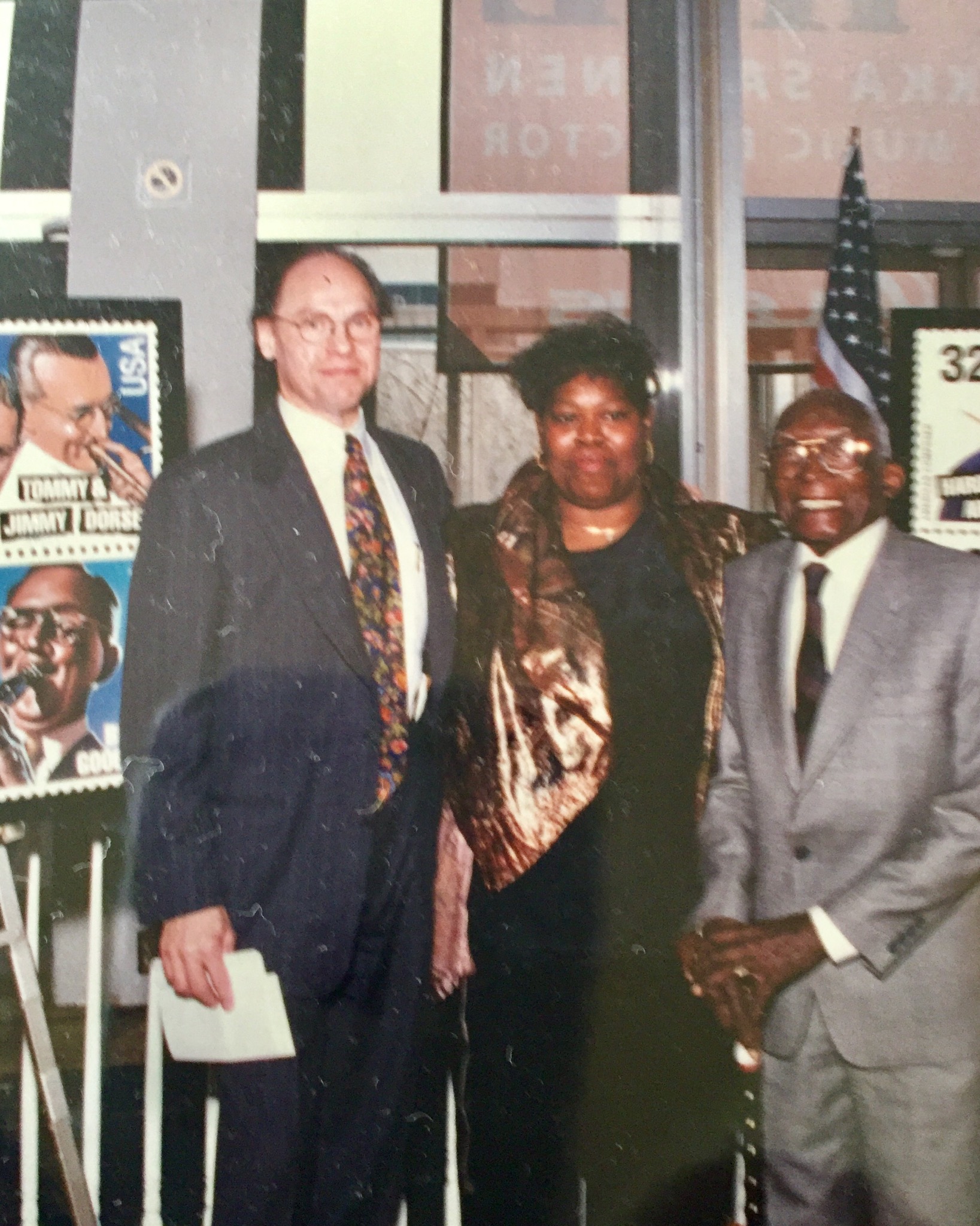 Margie Evans and USPS Financial Director Gary St. Clair congratulate LAMW Honoree Jester Hairston in Los Angeles Music Week