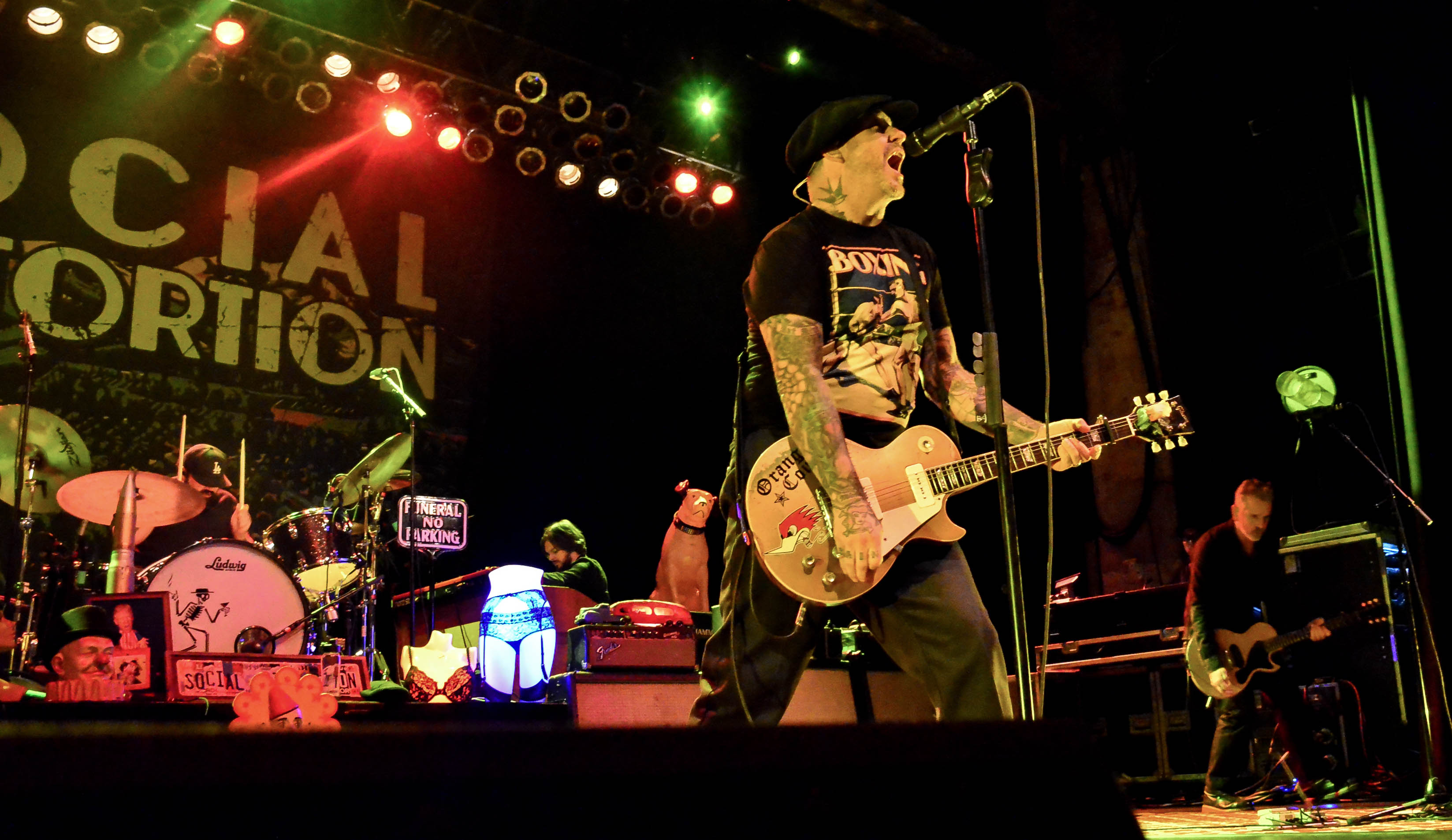 Social Distortion at the Paramount in Huntington, NY  — jazz photo by Christine Connallon | All About Jazz