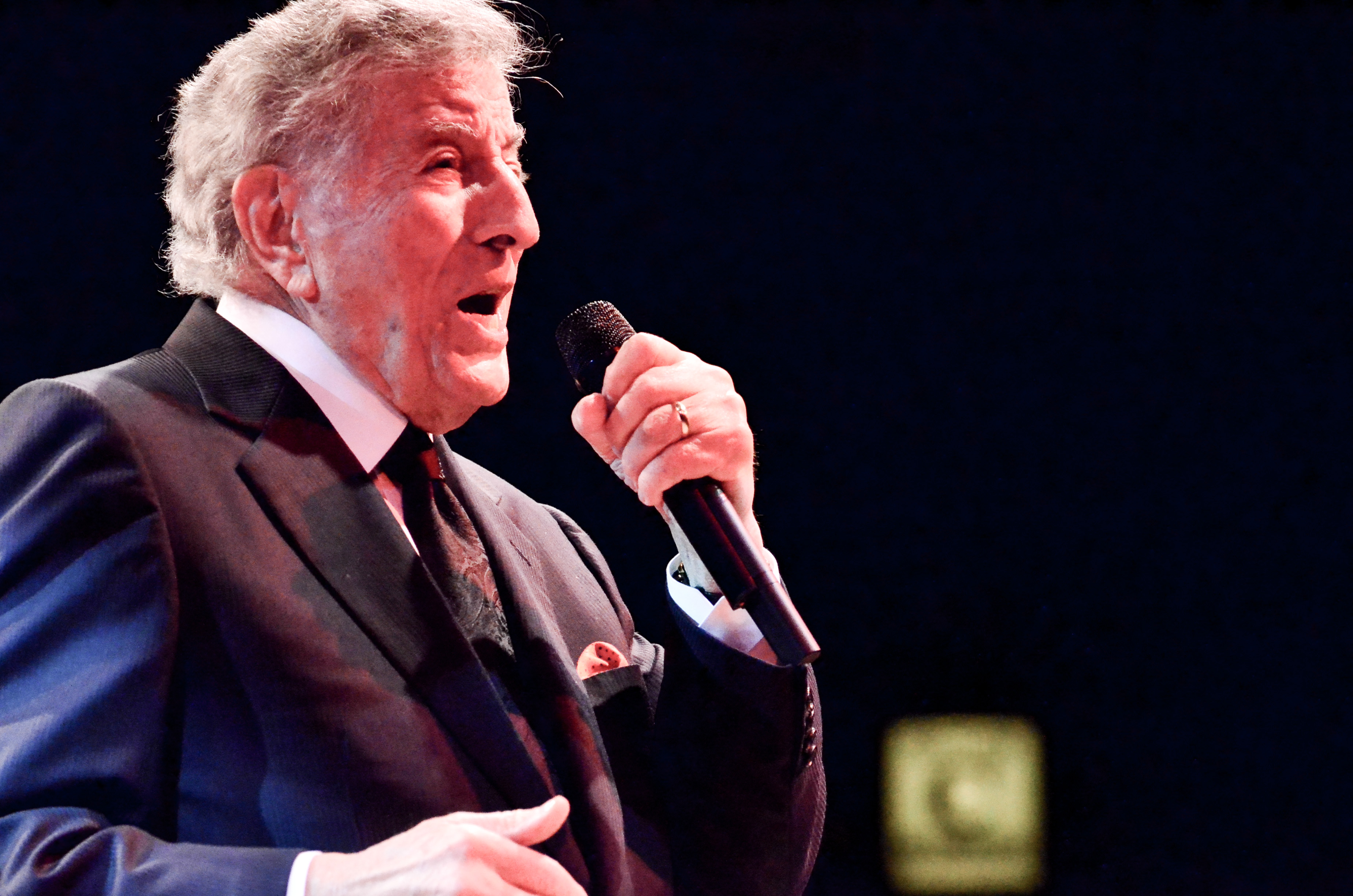 Tony Bennett at NYCB Theatre at Westbury on 11-20-2015.