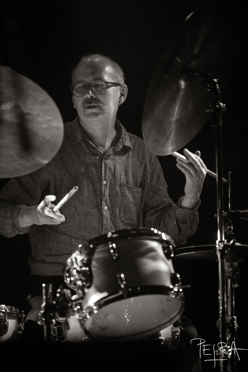 Kenny Wollesen
