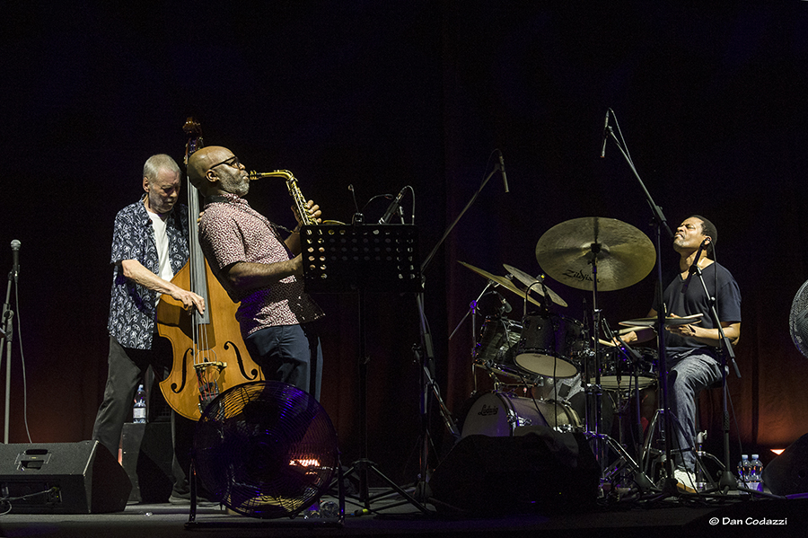 Jaleel Shaw, Nasheet Waits & Dave Holland