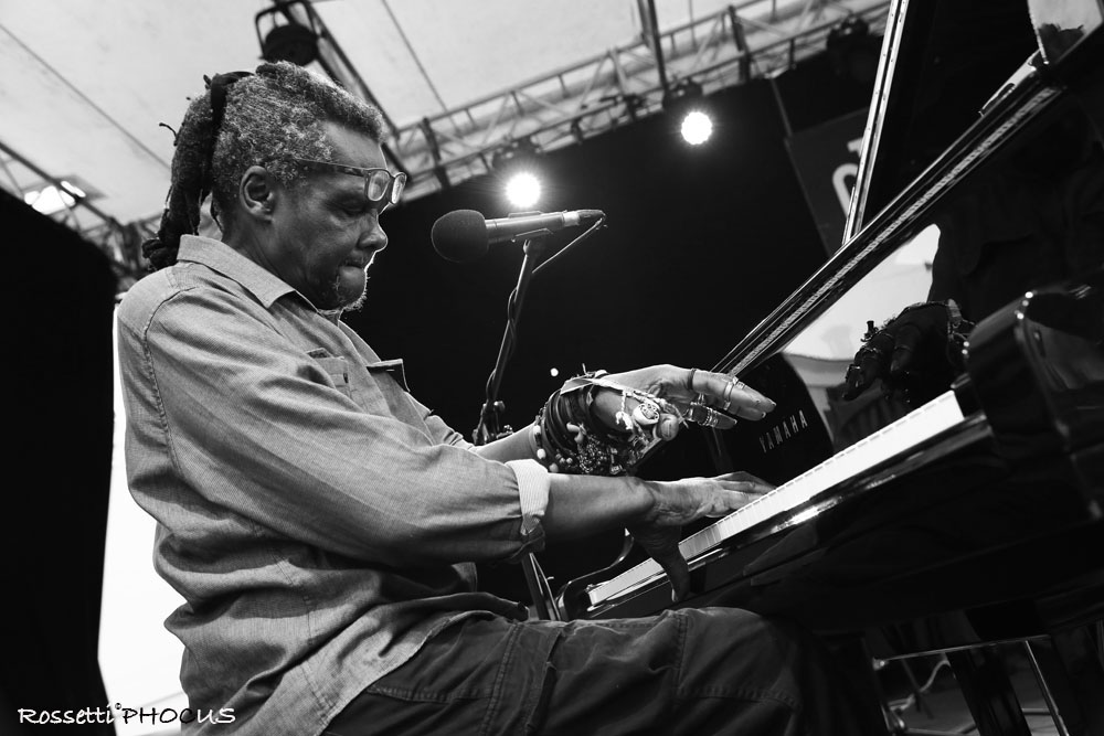 Lonnie Holley