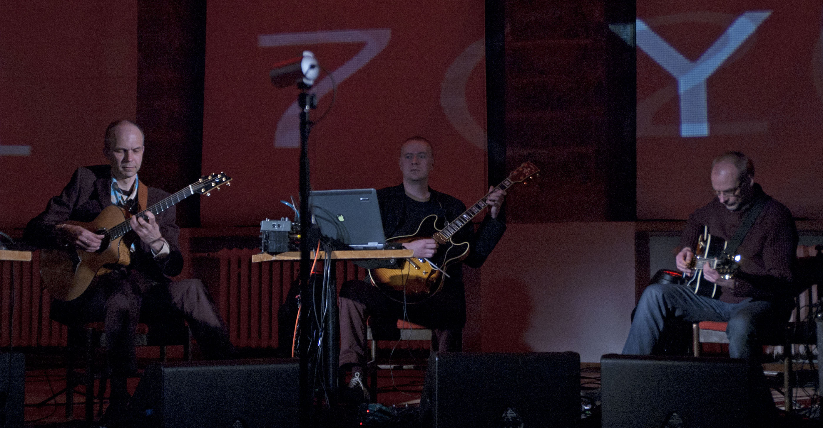 Weekend Guitar Trio, Punkt in Tallinn, April 2011