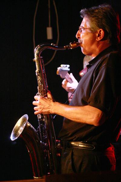 Maurice Magnoni with "Direzione Sud" at le Contretemps, Geneva, Switzerland, 2006