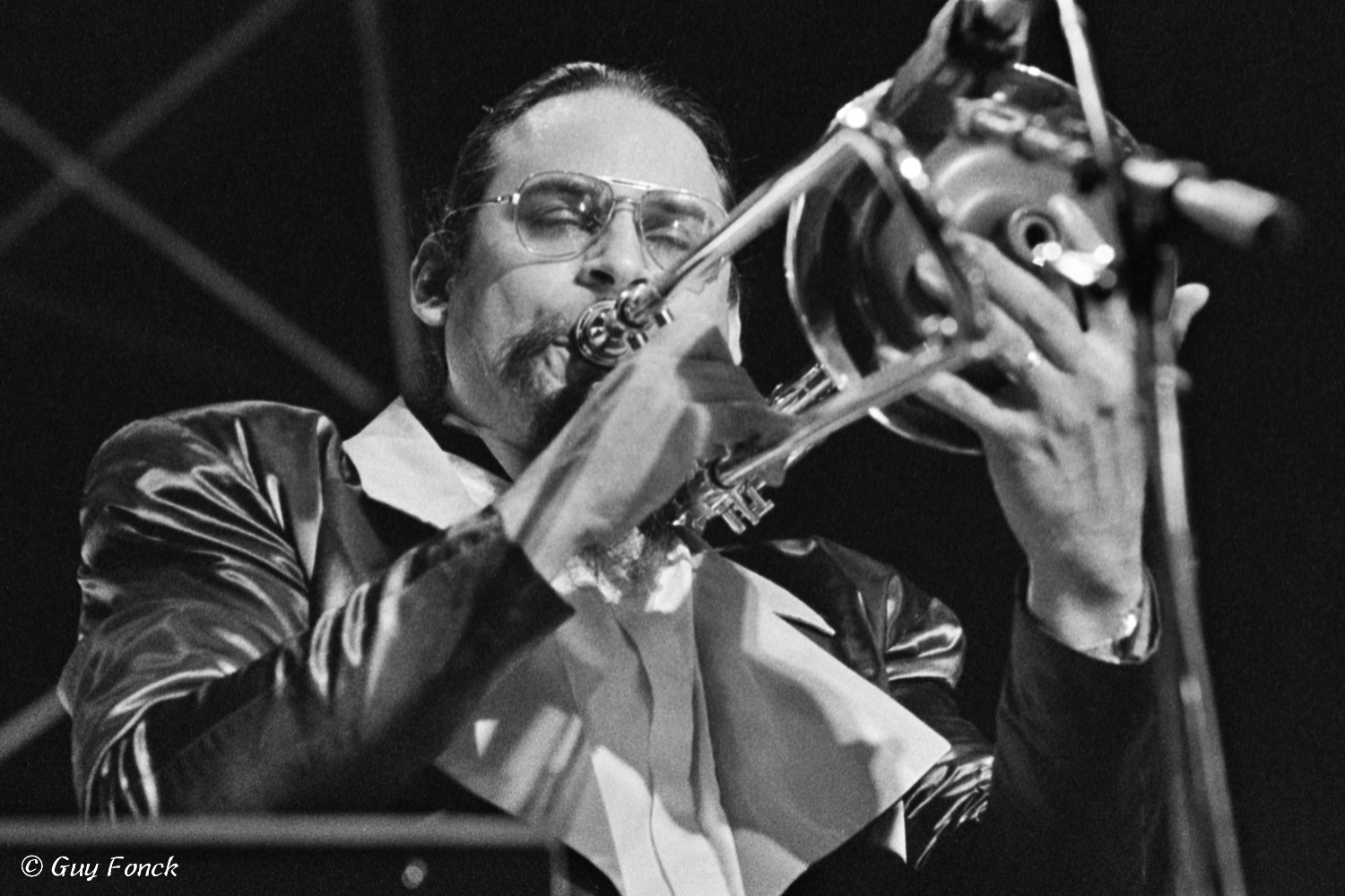 Steve Turre 1988 — jazz photo by Guy Fonck | All About Jazz