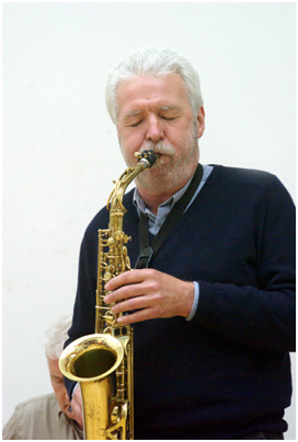 Geoff Simkins 21098 Clocktower Cafe, Croydon, UK. Oct. 2007 Images of Jazz