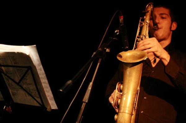 Guillaume Perret with "Duo Alice Perret and Guillaume Perret" at Catalyse, Geneva, Switzerland, 2005