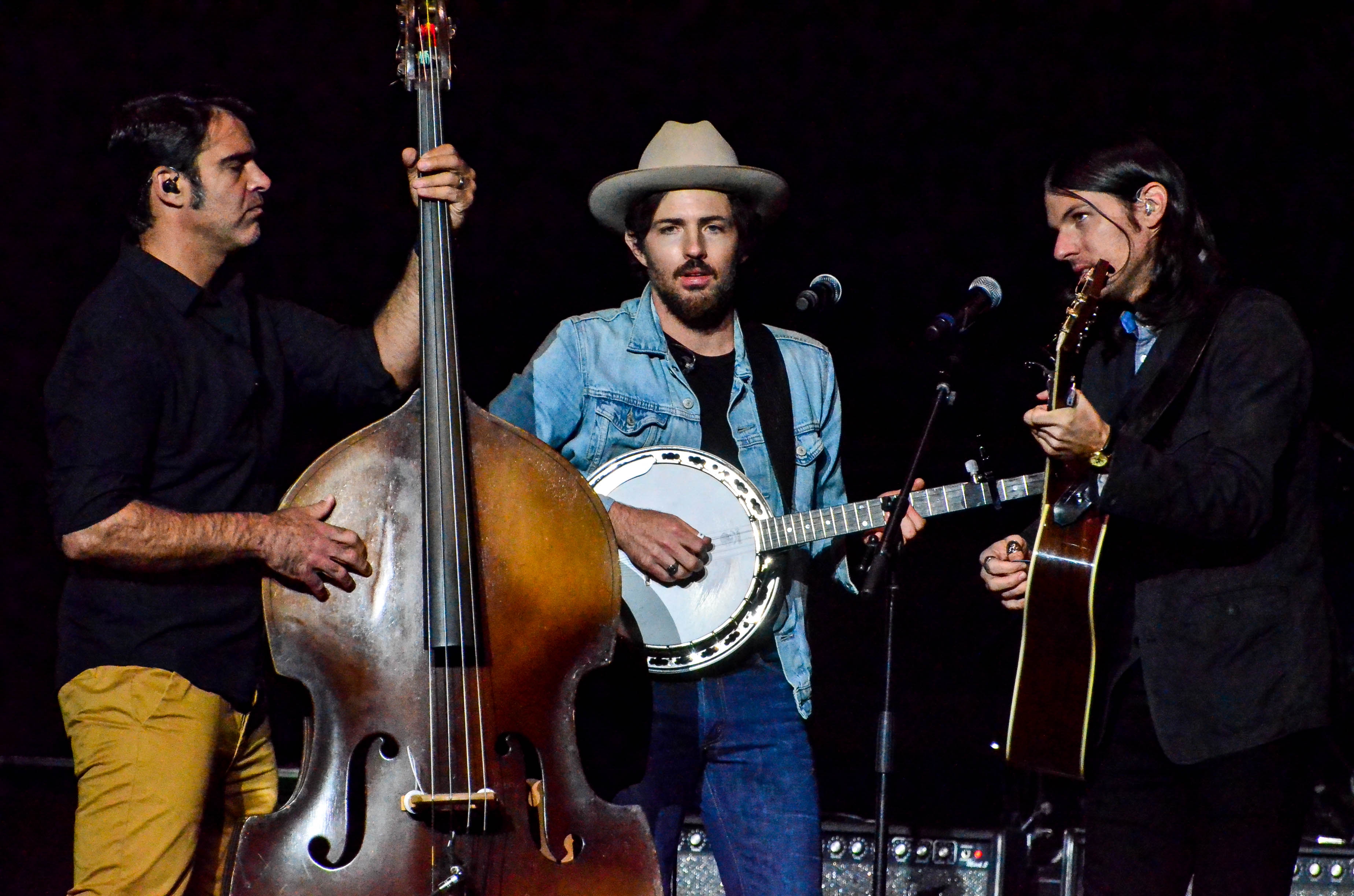 The Avett Brothers at the Outlaw Festival in Wantagh, NY on 9/9/2017. — jazz photo by Christine Connallon | All About Jazz