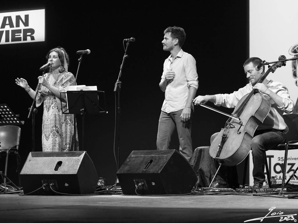 Matthieu Saglio & Camille Saglio & Natacha Atlas-2023
