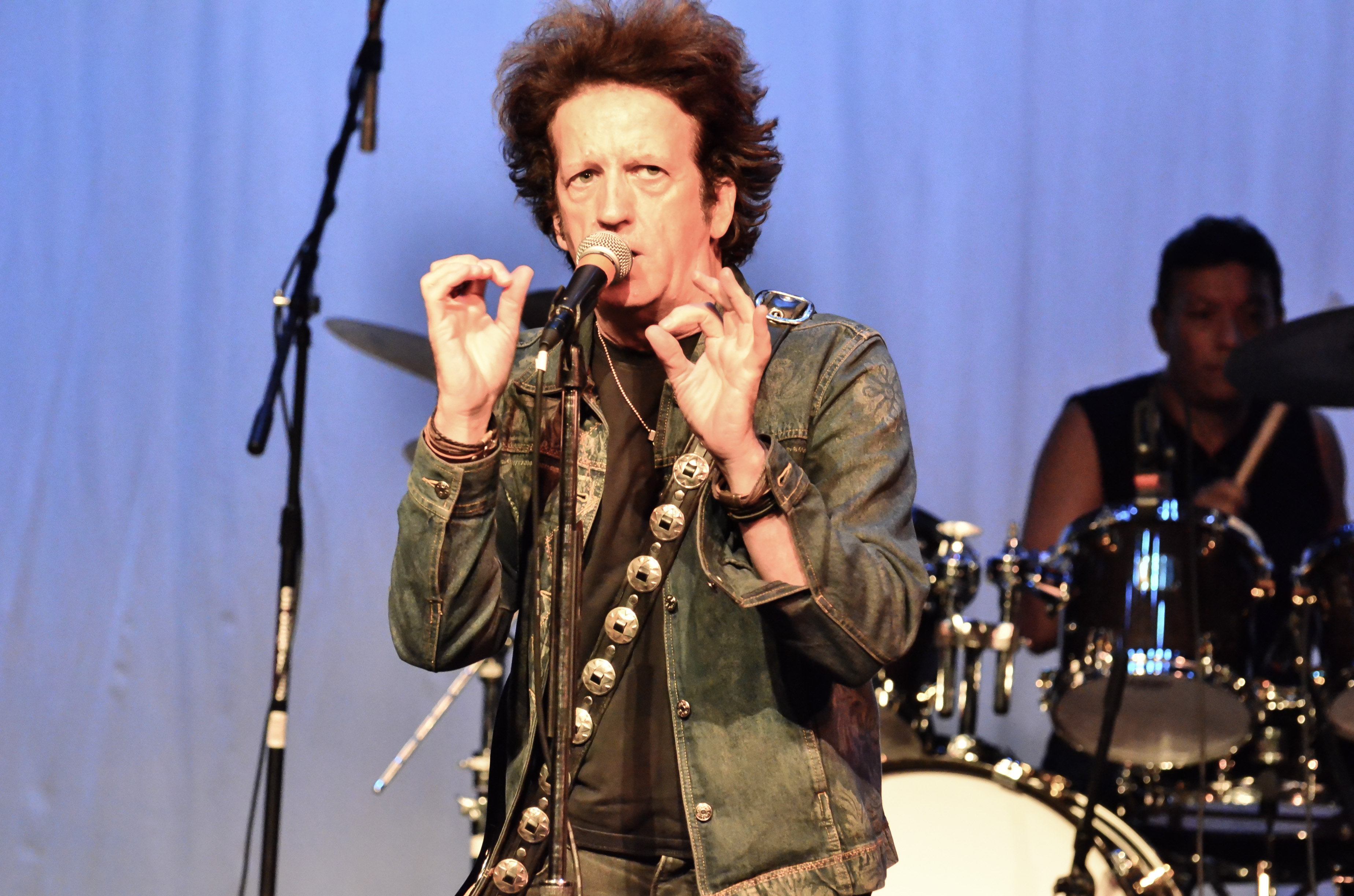 Willie Nile at theYMCA Boulton Center in Bay Shore on 9-26-2015.