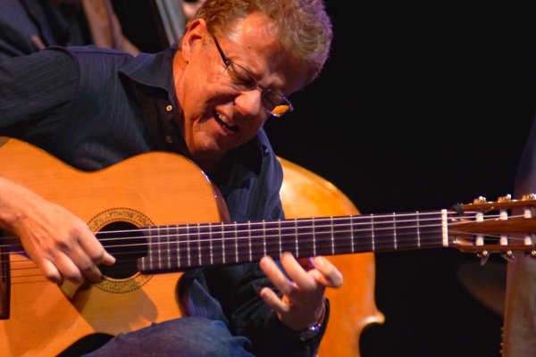 Romero Lubambo 