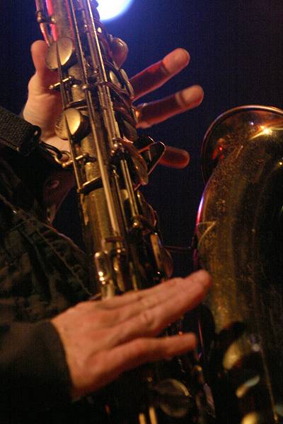 Chris Speed's Hands with the "Jim Black - Alasnoaxis" at the Sud Des Alpes, Amr, Geneva, Switzerland, April 2006