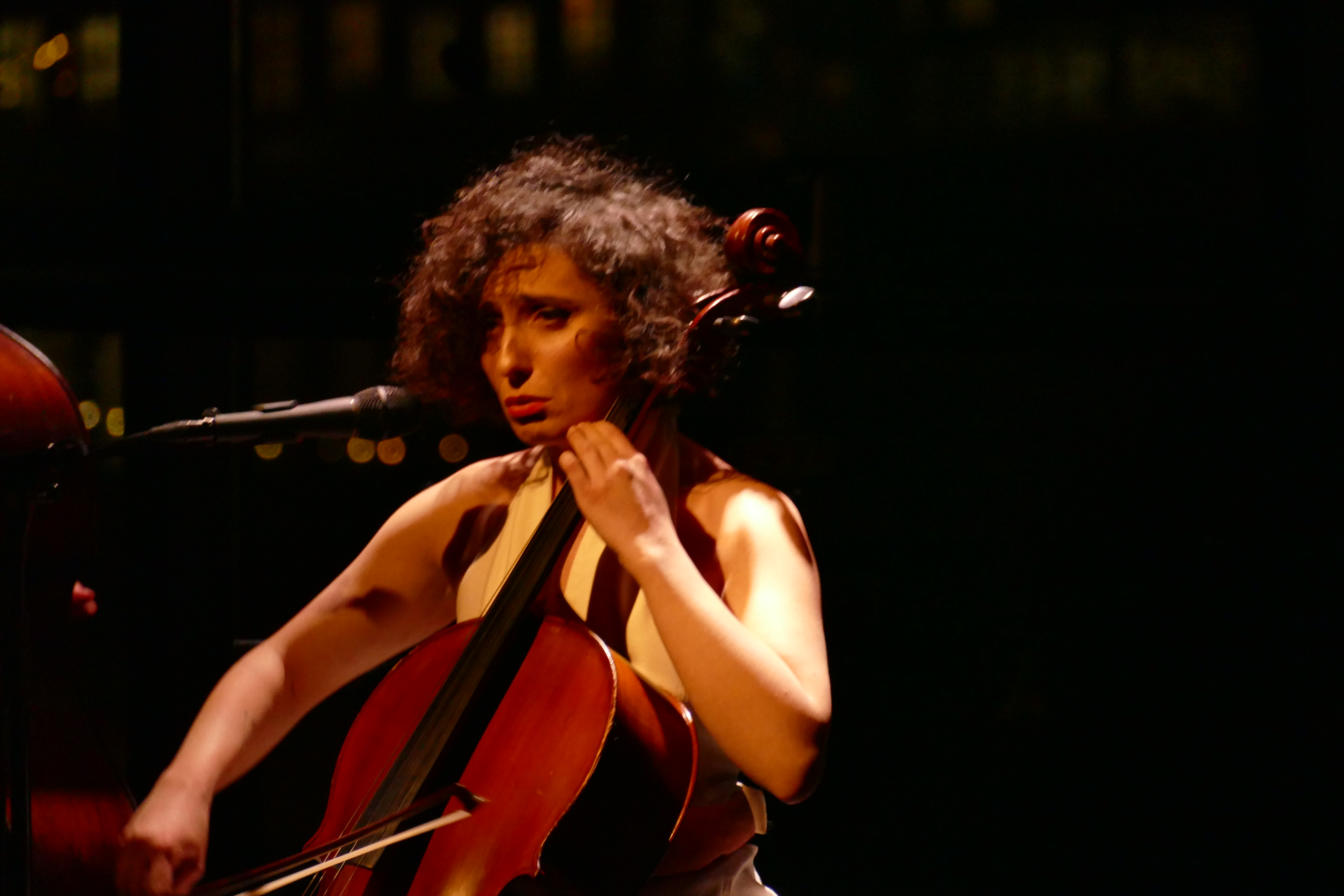 Sanem Kalfa RefleX, BIMhuis, March 2022 - Sanem Kalfa