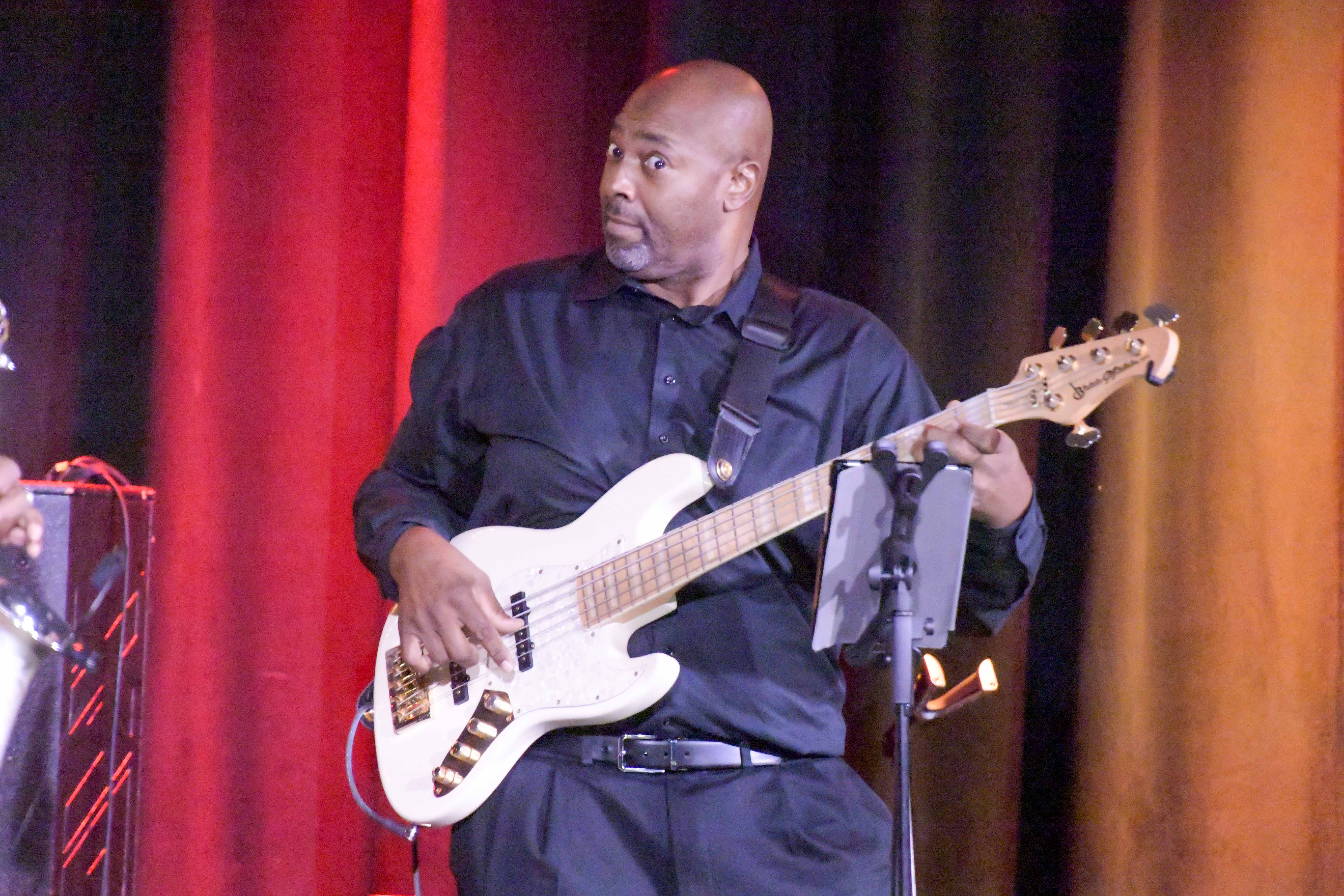 Dexter Whitaker - base