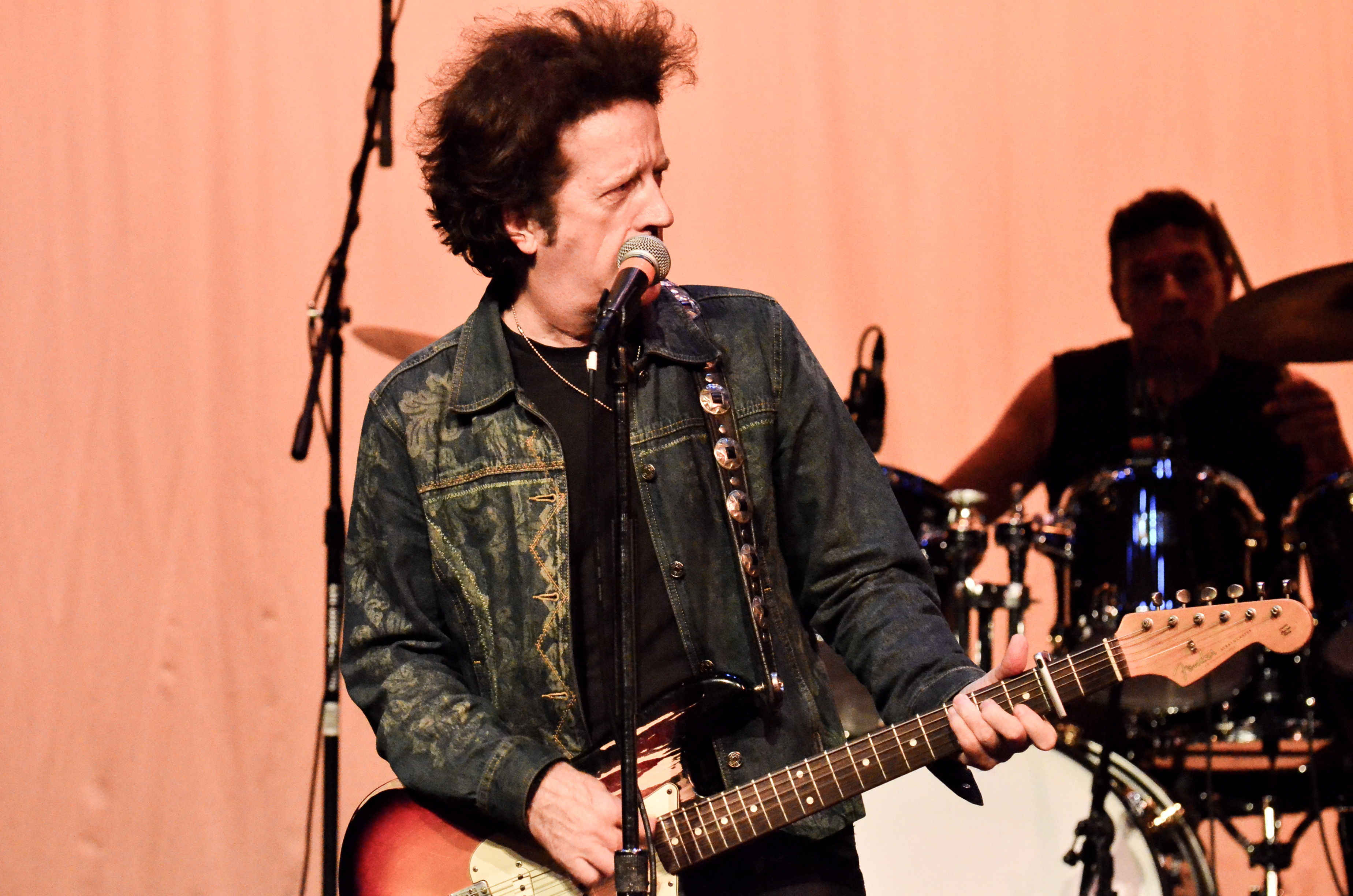 Willie Nile at theYMCA Boulton Center in Bay Shore on 9-26-2015.