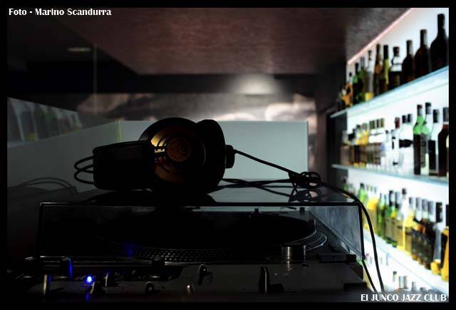 Untitled Jazz Photo — jazz photo by El Junco Jazz Club | All About Jazz