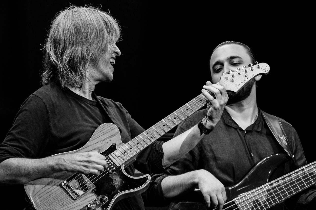 Mike Stern, Teymur Phell