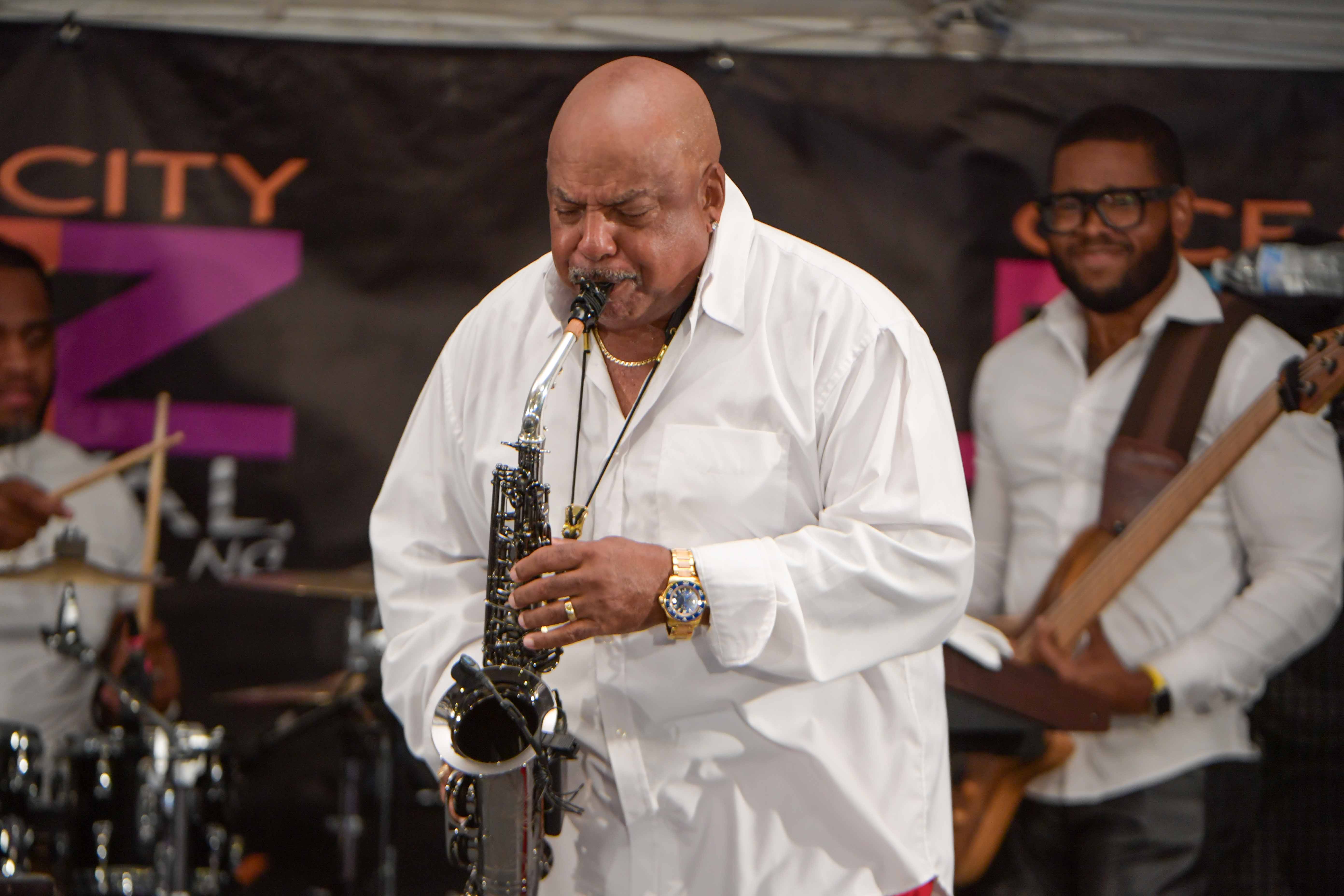 Gerald Albright - tenor sax