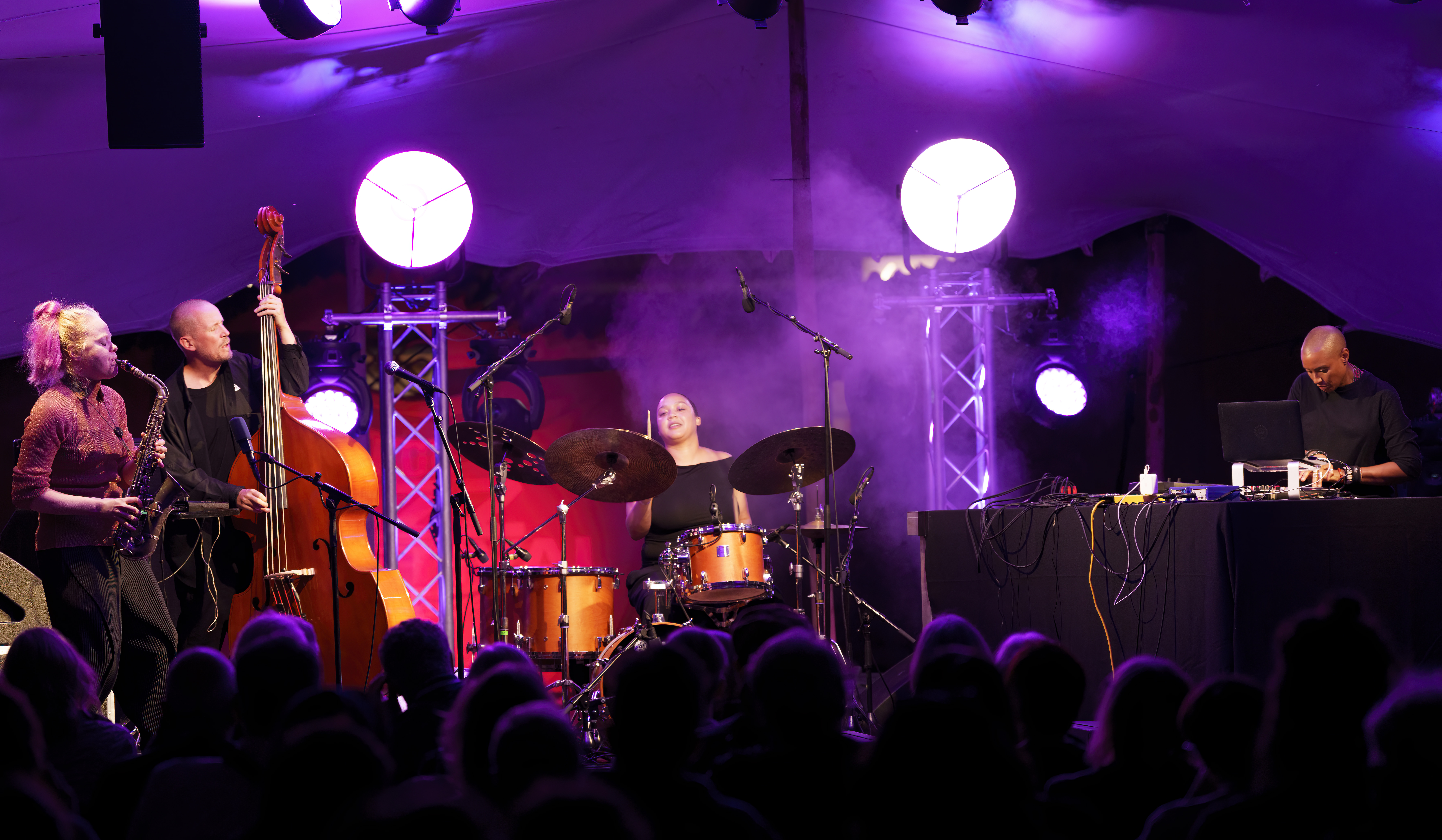 Mette Rasmussen, Petter Eldh, Savannah Harris, Val Jeanty