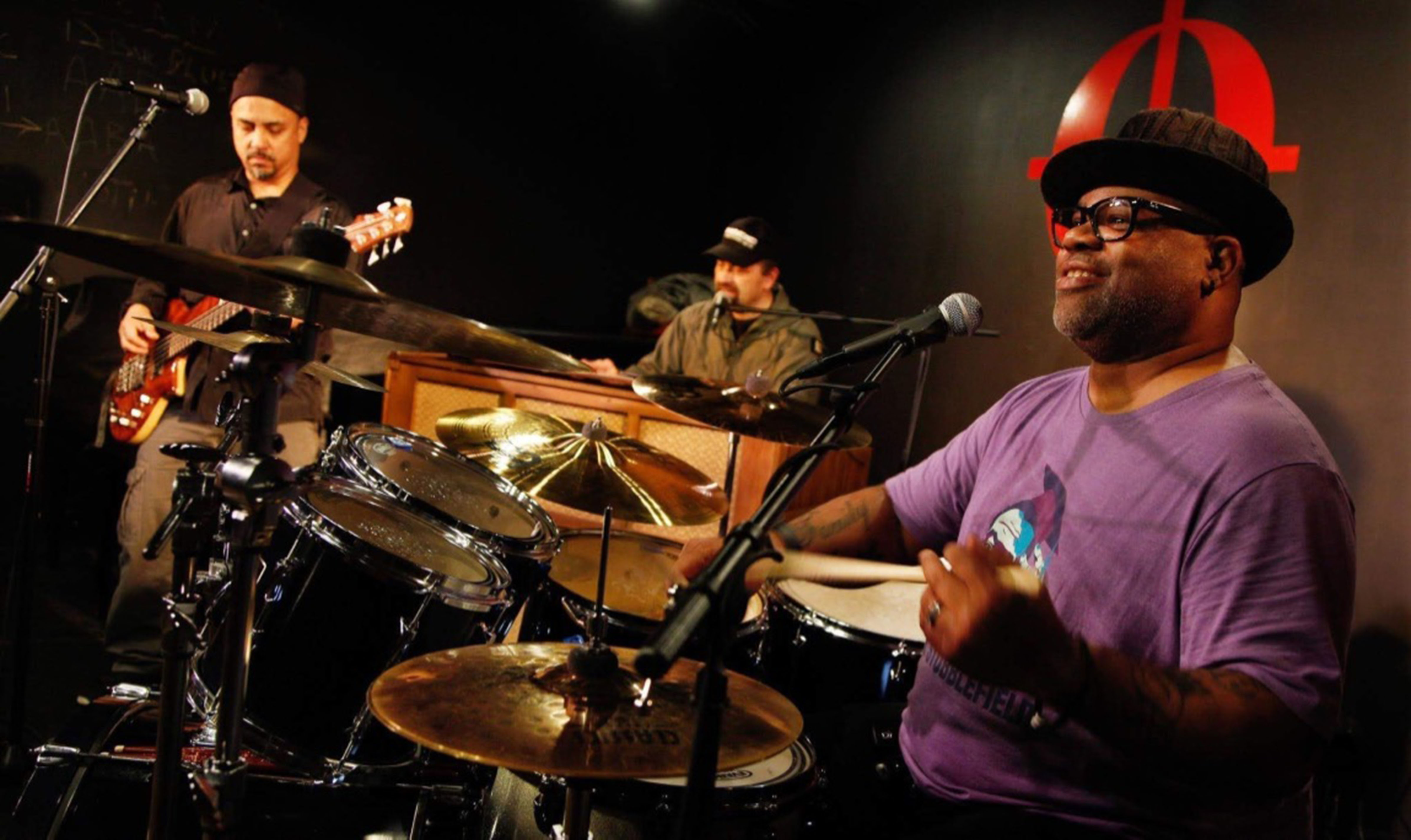 1st Saturday At Cafe Coda -student Houseband Session