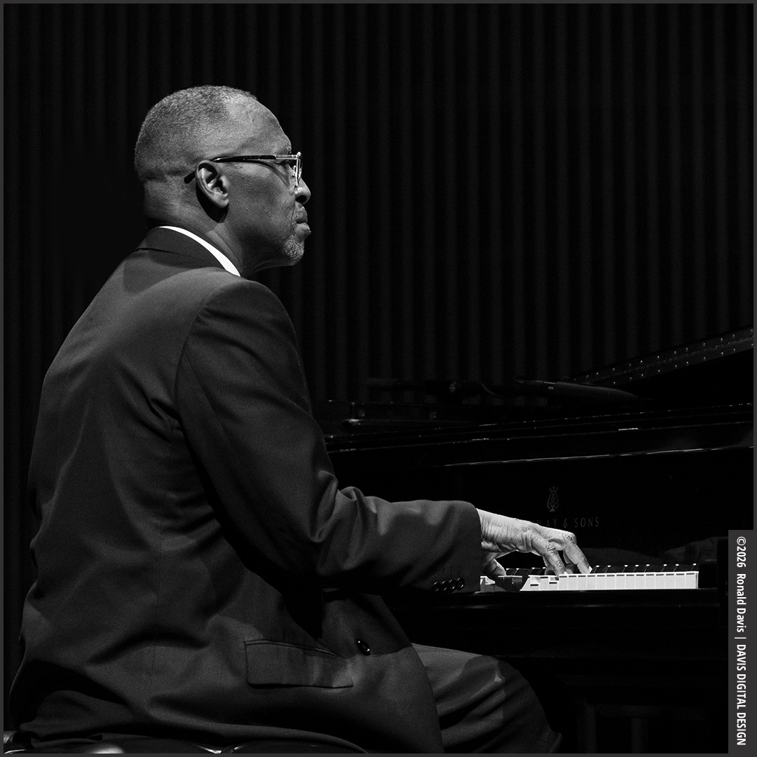 Glen Pearson at SFJAZZ — jazz photo by Ronald Davis | All About Jazz