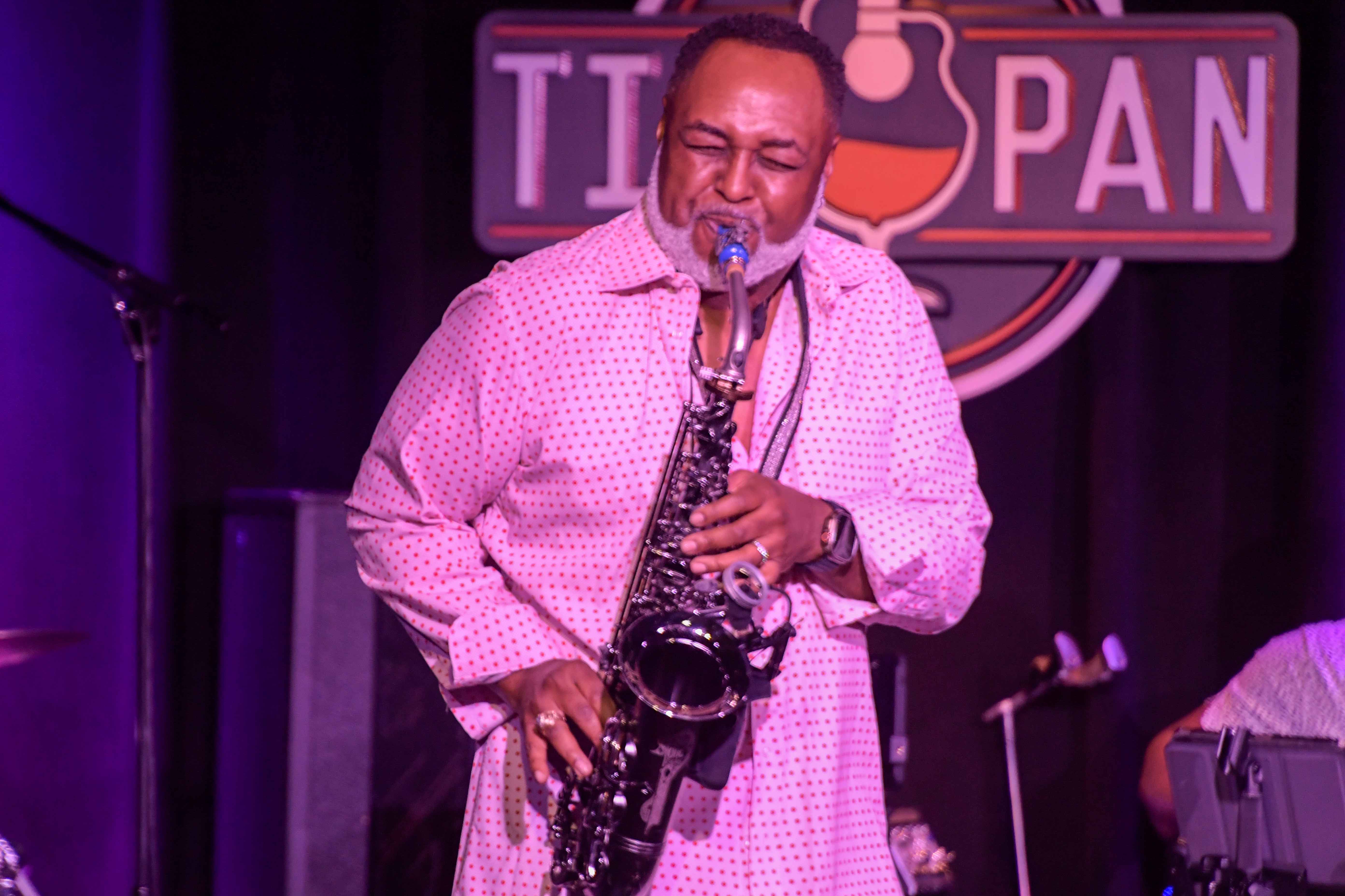 Art Sherrod Jr - tenor