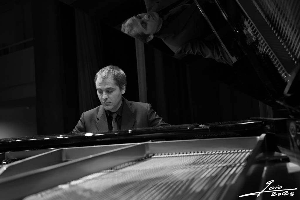 Luis Suria-2012-(2)