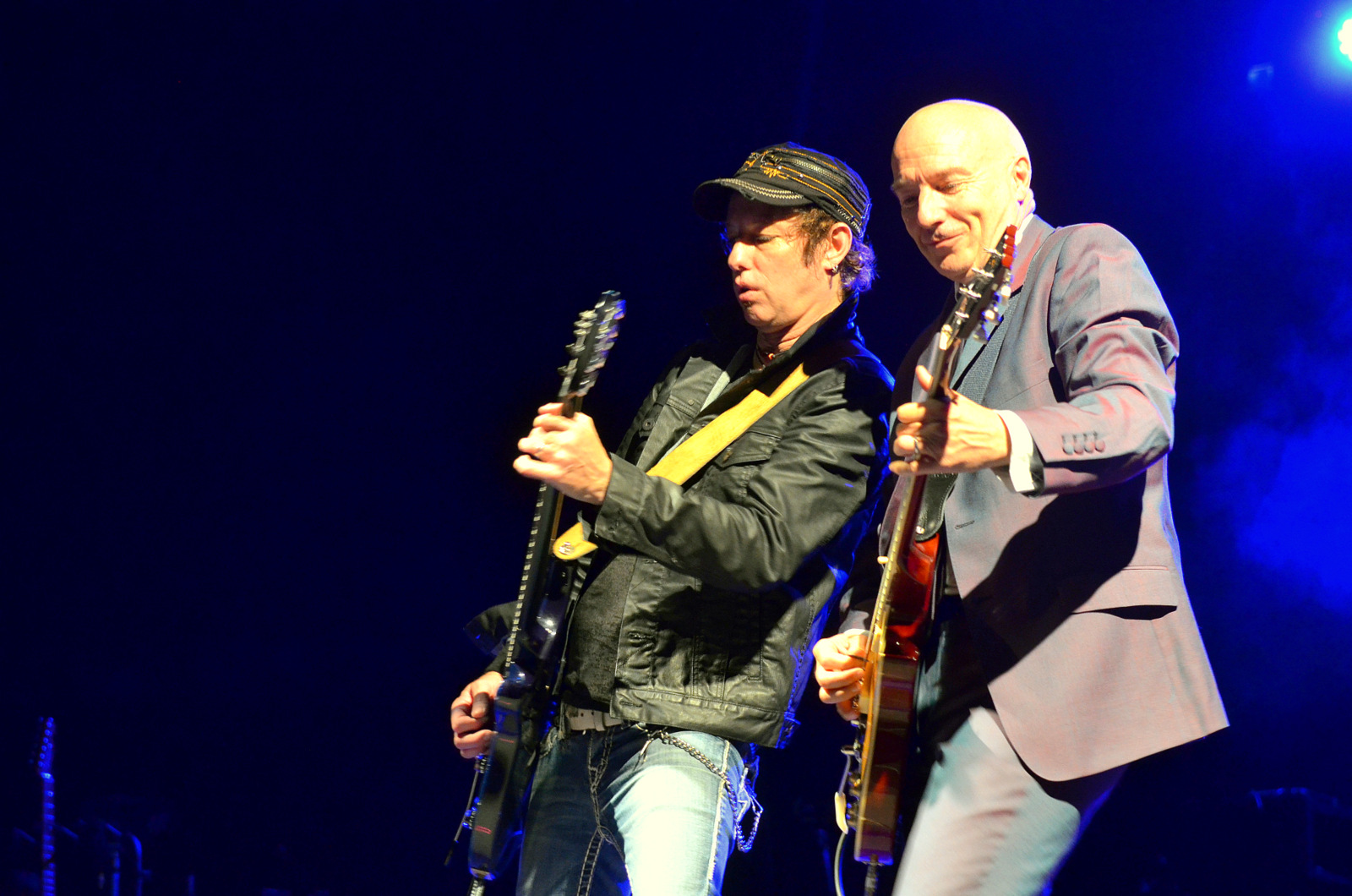 Midge Ure Performing at the Retro Futura Show on 8-23-2014.