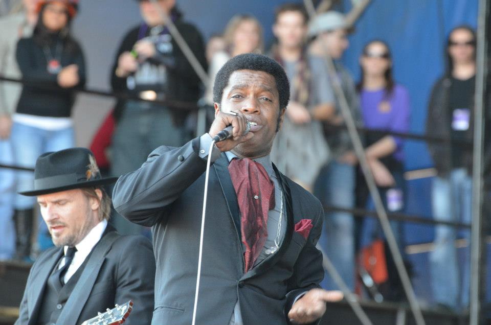 Day 3 - Vintage Trouble 2