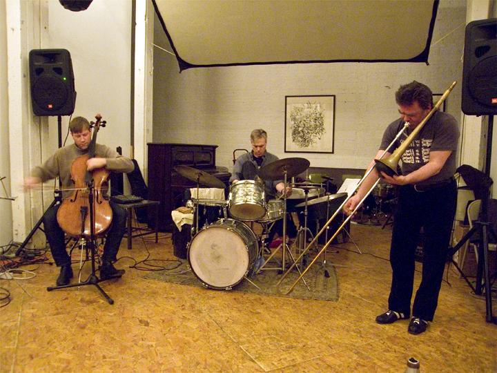 Gerry Hemingway w Alex Waterman + Wolter Wiebos - Issue Project Room 2008