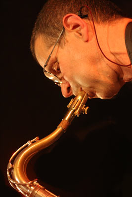 Eduardo Kohan with "Eduardo Kohan Libertango" at the Amr, Sud Des Alpes, Geneva, Switzerland,2005