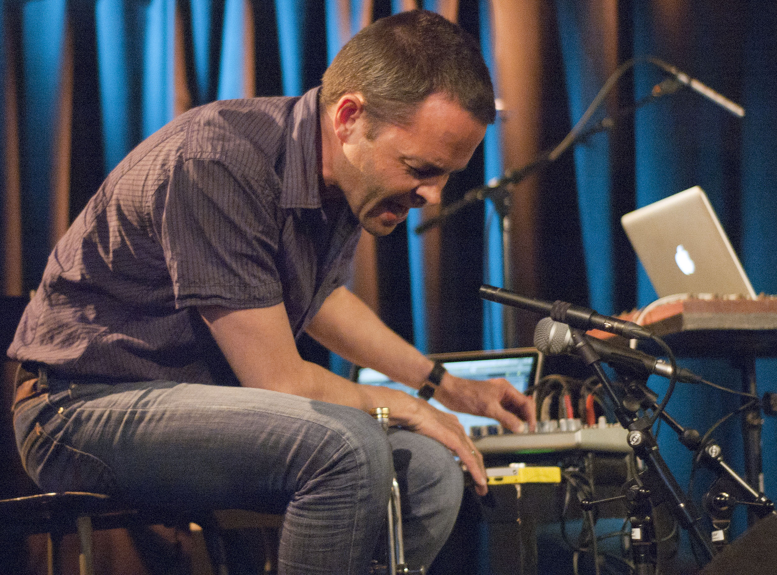 Arve Henriksen, with Arve Henriksen Trio, at Nattjazz 2011